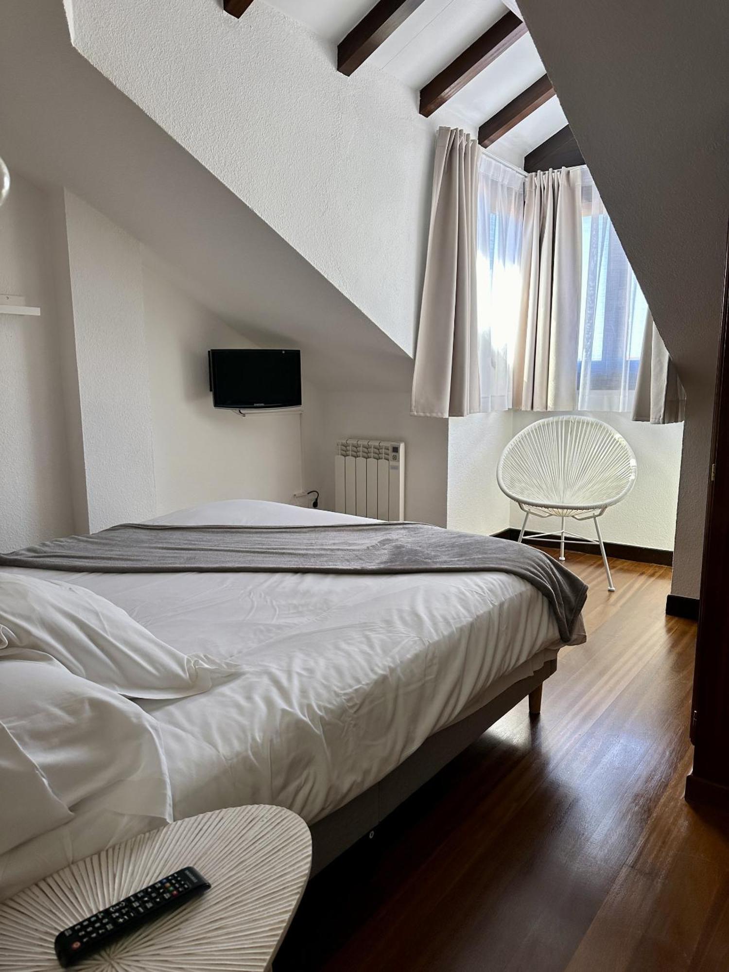 Apartamentos Val De Comillas Cameră foto